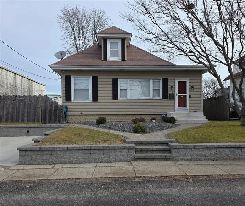 123 Mauran Street Cranston RI 02910