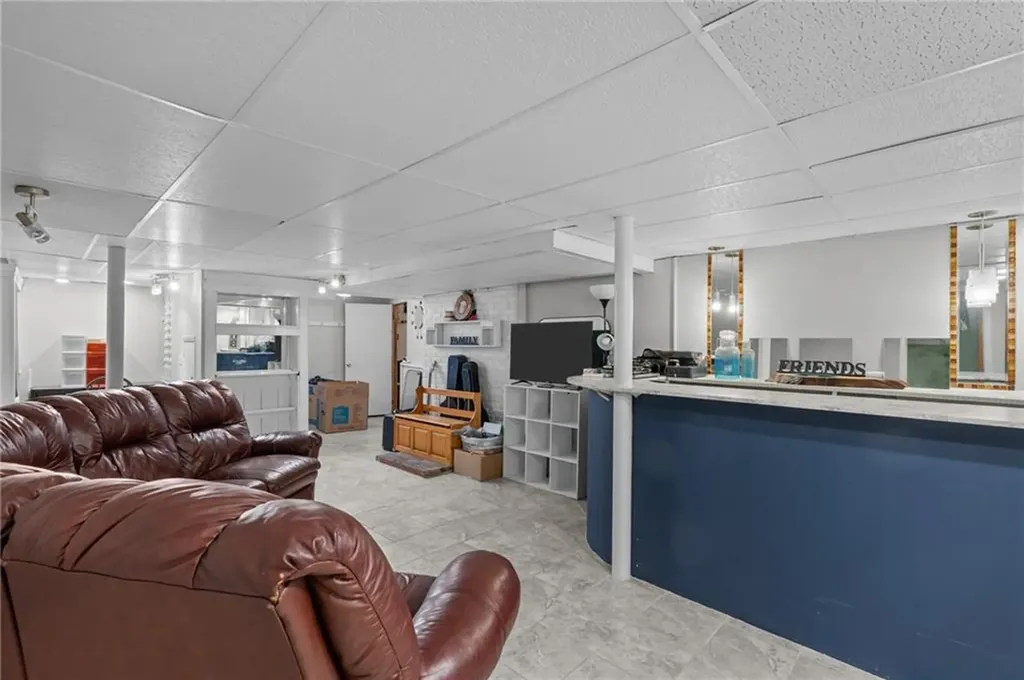 123 Mauran Street Cranston RI 02910