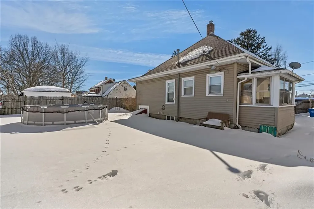123 Mauran Street Cranston RI 02910