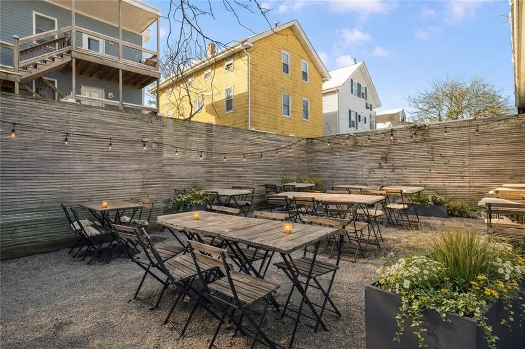 134 Ives Street Providence RI 02906