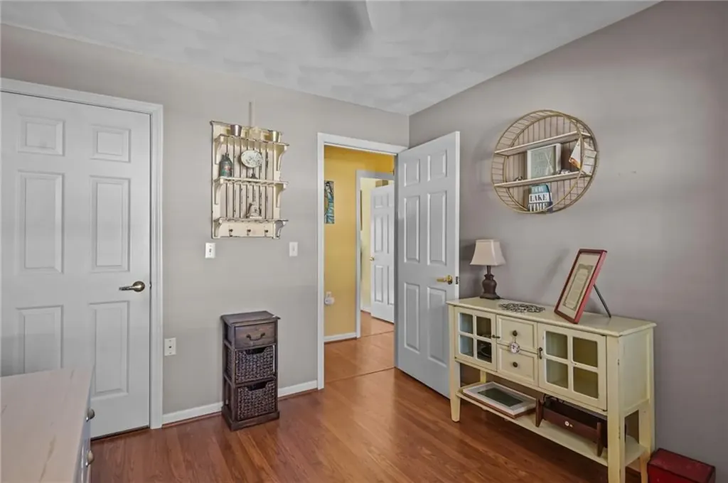 720 Putnam Pike Smithfield RI 02828