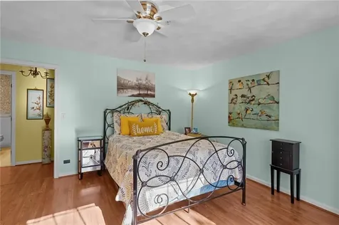 720 Putnam Pike Smithfield RI 02828