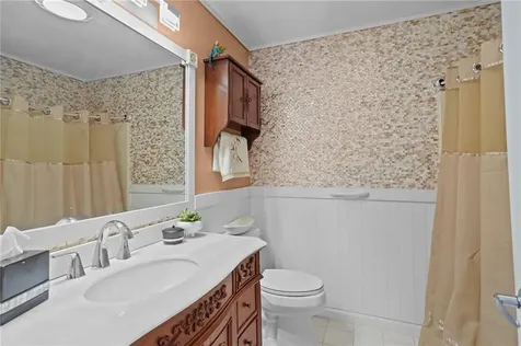 720 Putnam Pike Smithfield RI 02828
