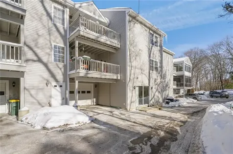 720 Putnam Pike Smithfield RI 02828