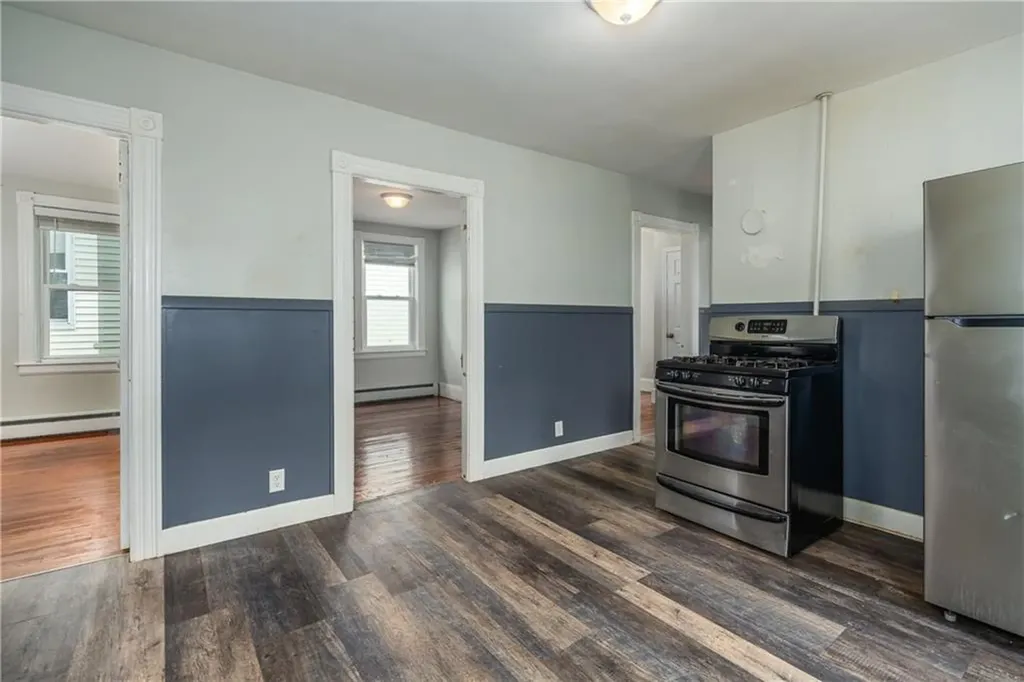 12 Louisburg Place Providence RI 02909