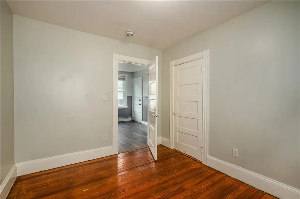 12 Louisburg Place Providence RI 02909