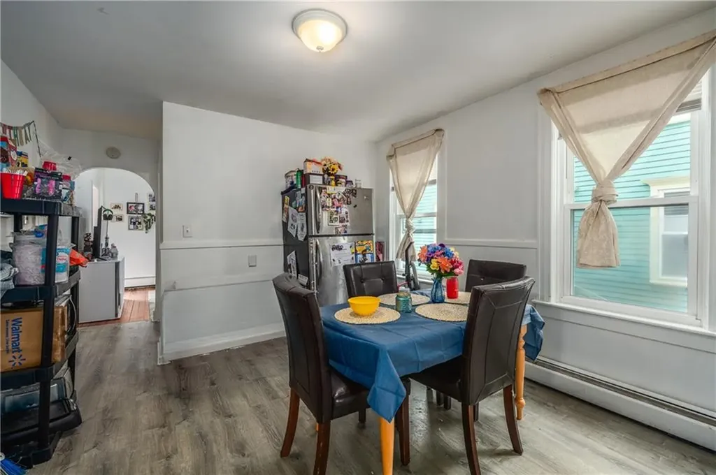 12 Louisburg Place Providence RI 02909