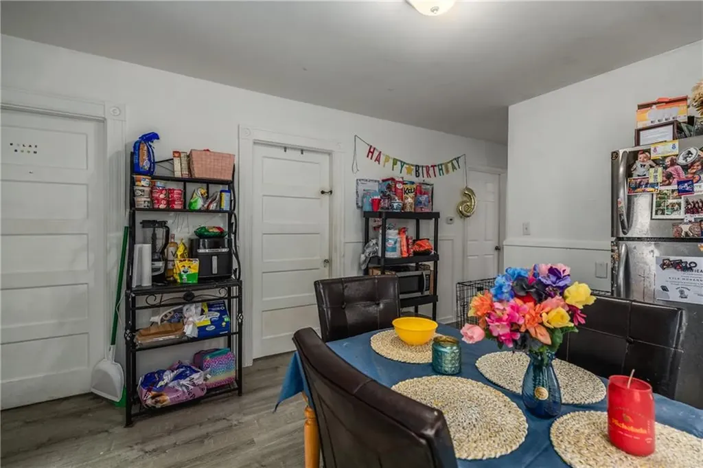 12 Louisburg Place Providence RI 02909