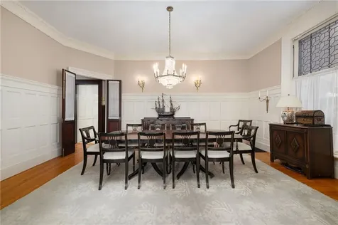 4 Hunter Avenue Newport RI 02840