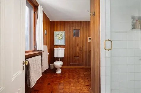 4 Hunter Avenue Newport RI 02840
