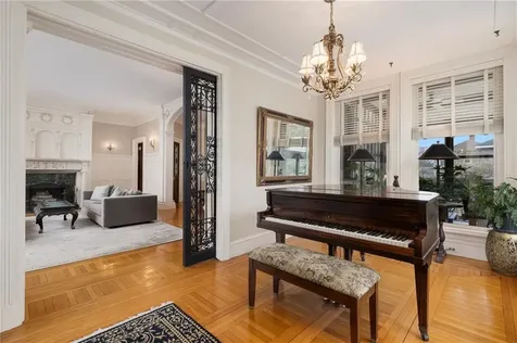4 Hunter Avenue Newport RI 02840