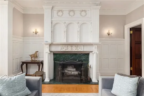 4 Hunter Avenue Newport RI 02840