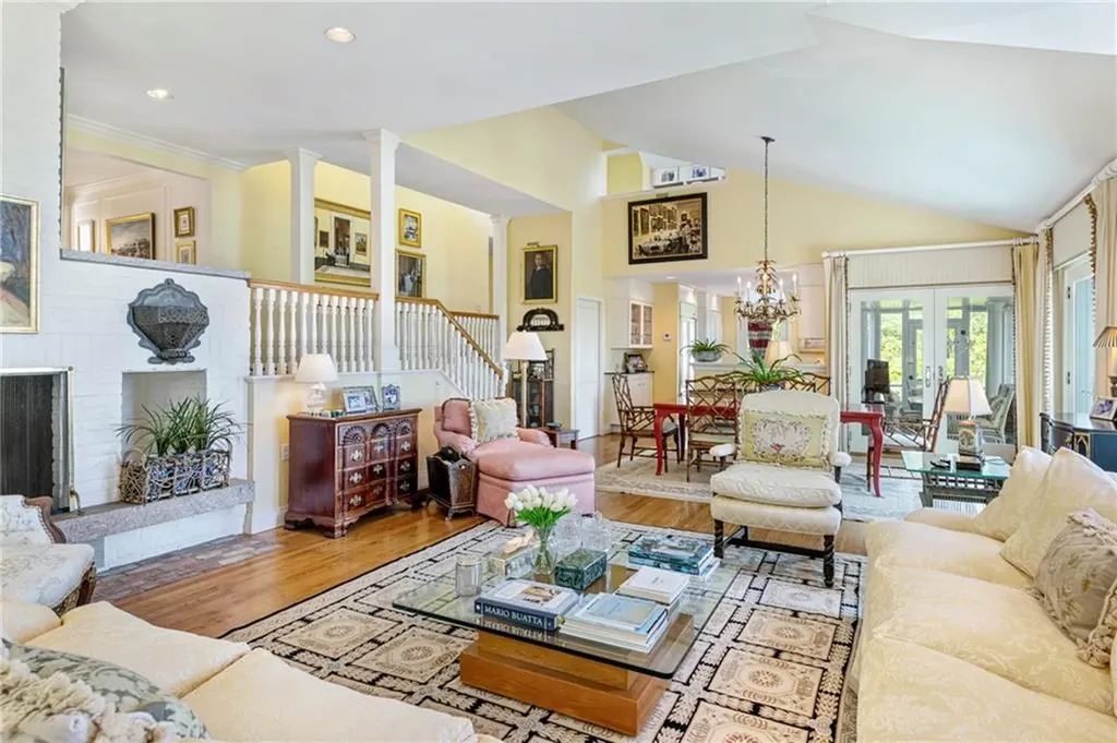 315 Ocean Avenue Newport RI 02840