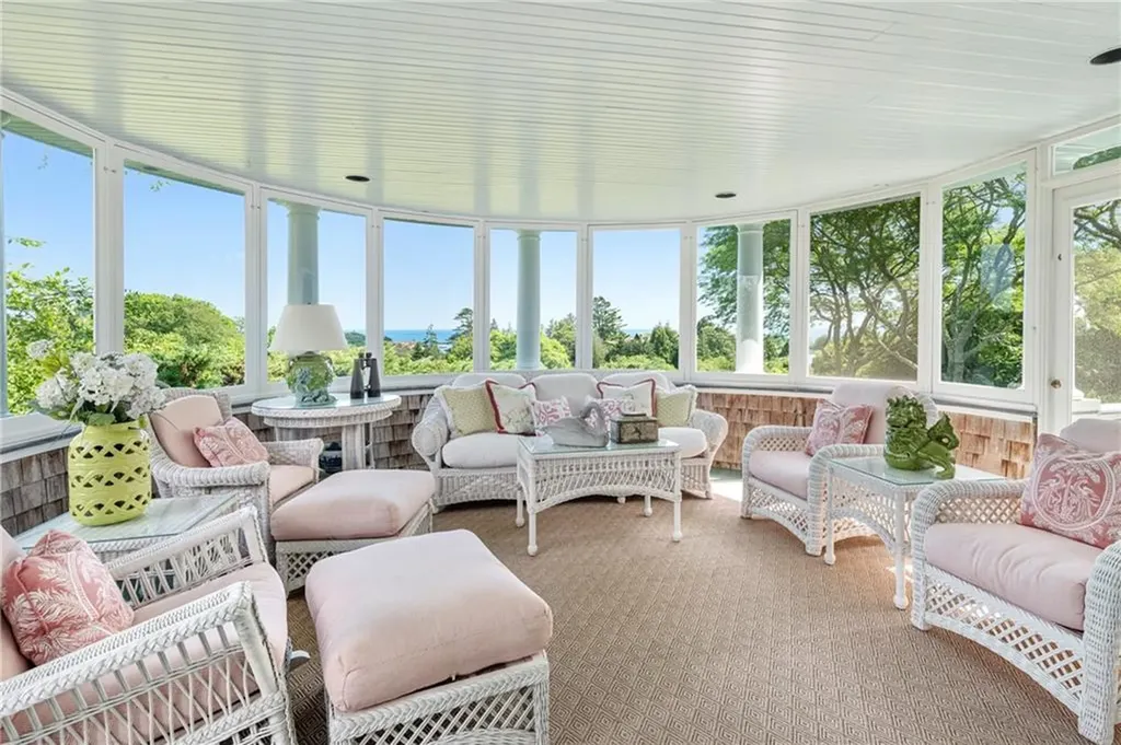 315 Ocean Avenue Newport RI 02840