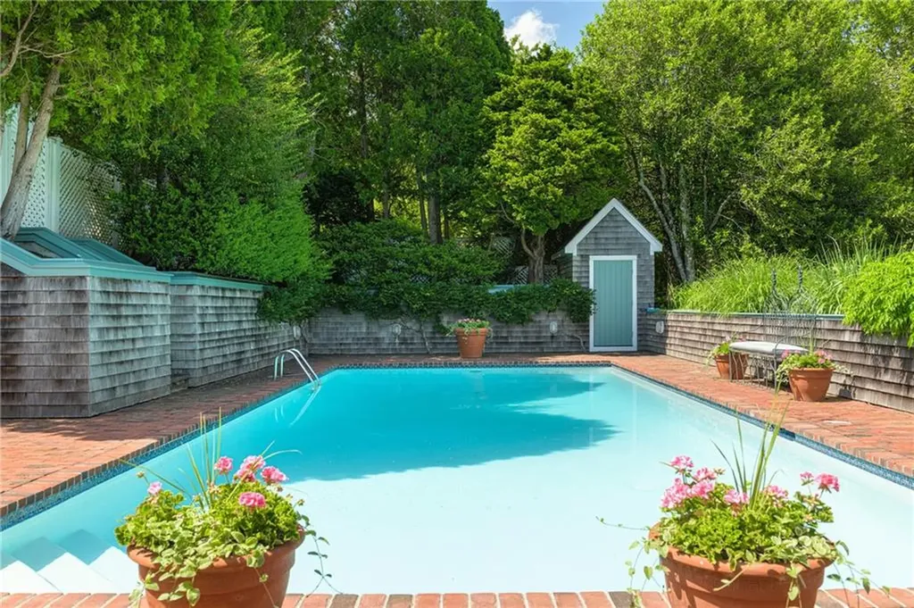 315 Ocean Avenue Newport RI 02840