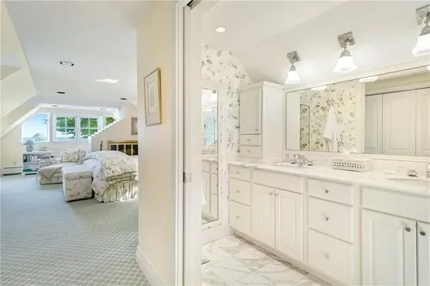 315 Ocean Avenue Newport RI 02840