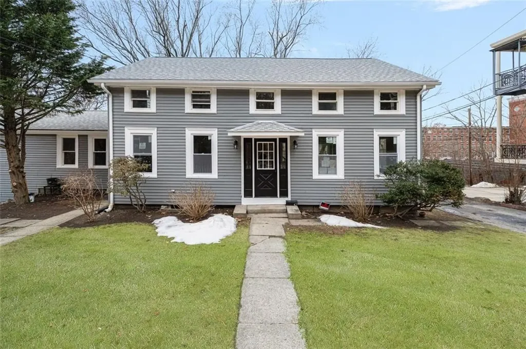 154 Waterman Avenue North Providence RI 02911