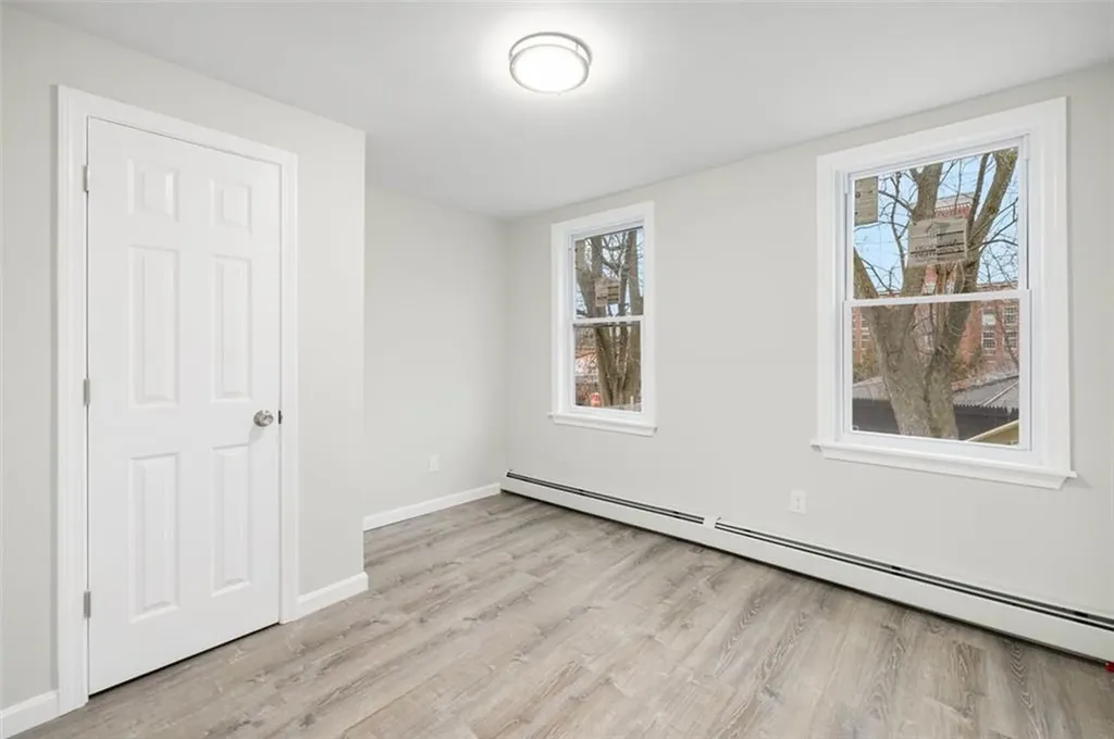154 Waterman Avenue North Providence RI 02911