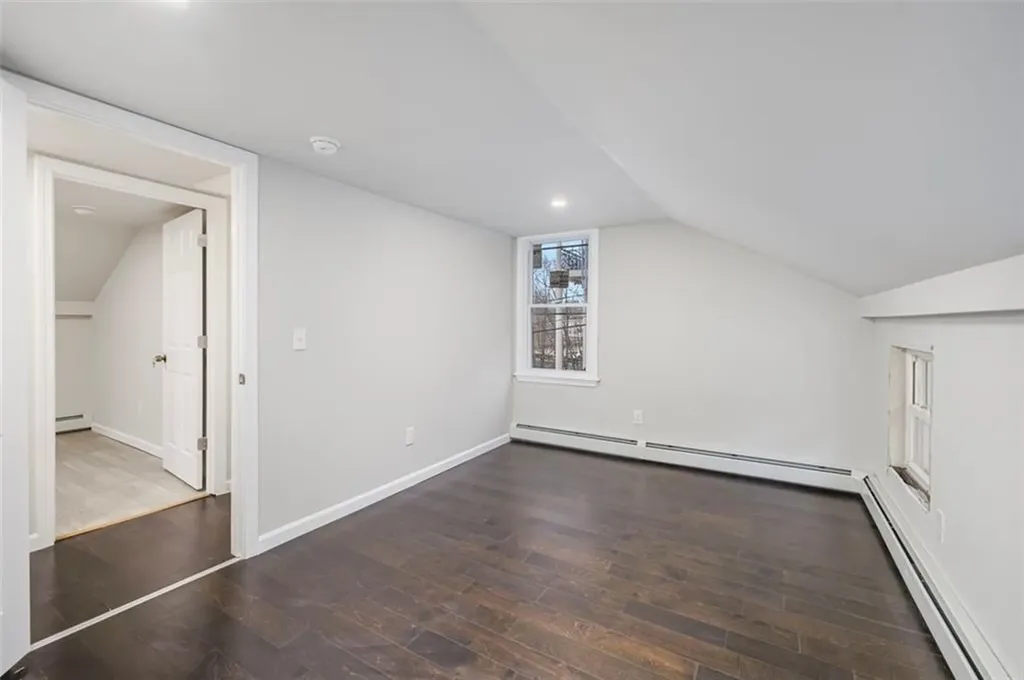 154 Waterman Avenue North Providence RI 02911