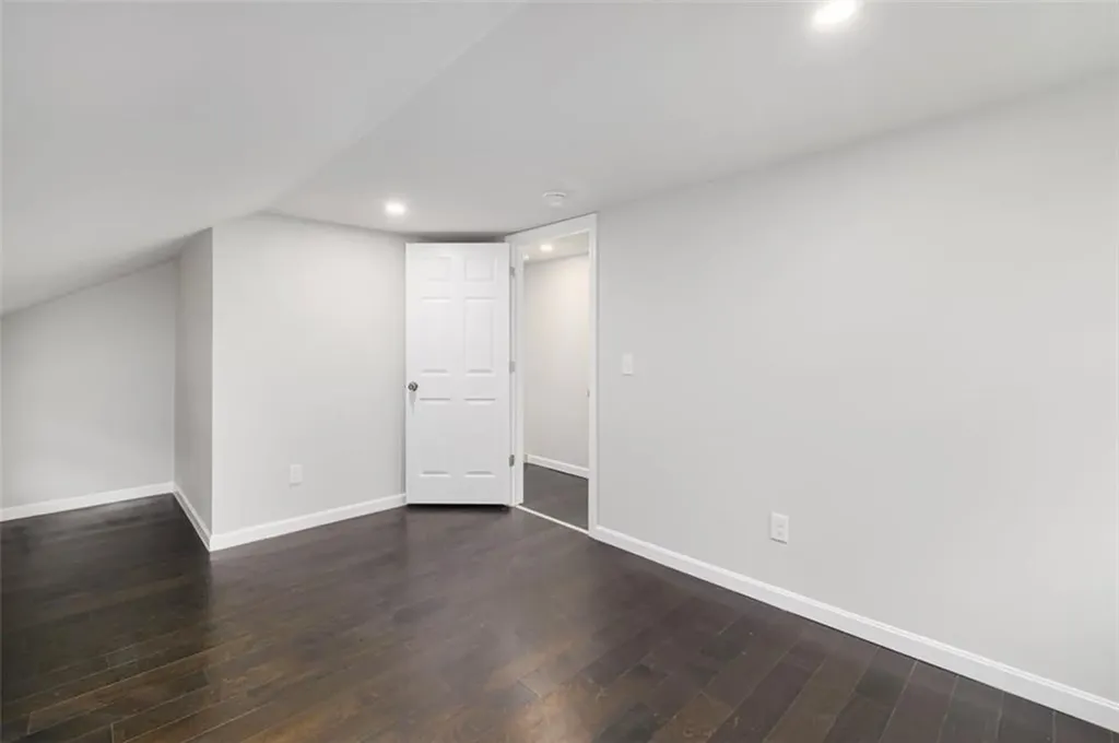 154 Waterman Avenue North Providence RI 02911