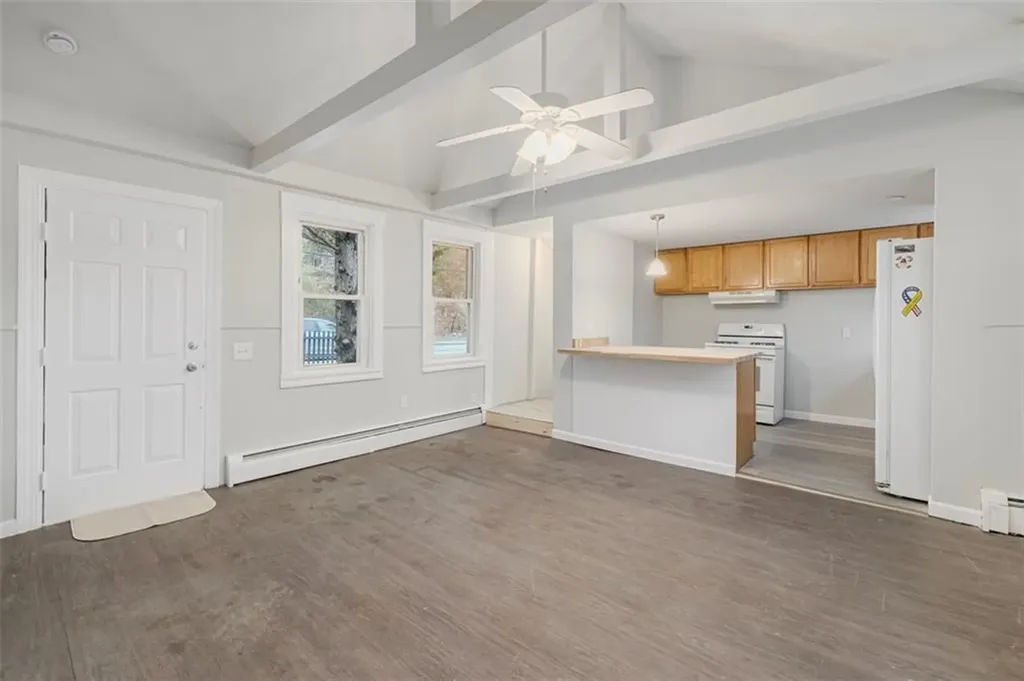 154 Waterman Avenue North Providence RI 02911