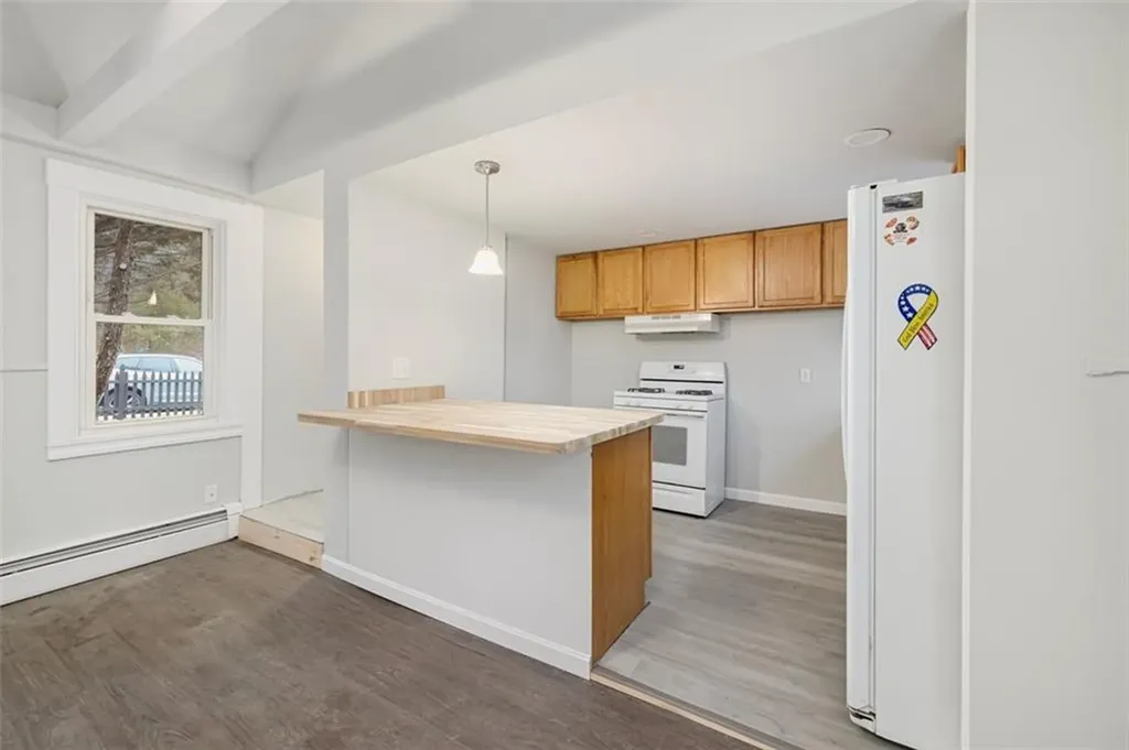 154 Waterman Avenue North Providence RI 02911