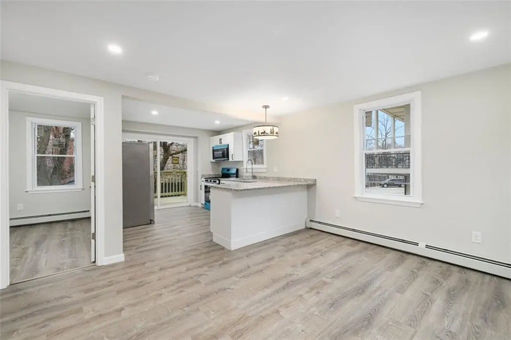 154 Waterman Avenue North Providence RI 02911
