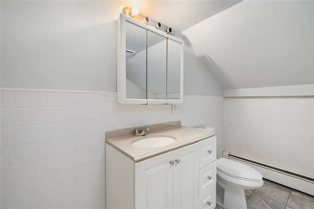 154 Waterman Avenue North Providence RI 02911