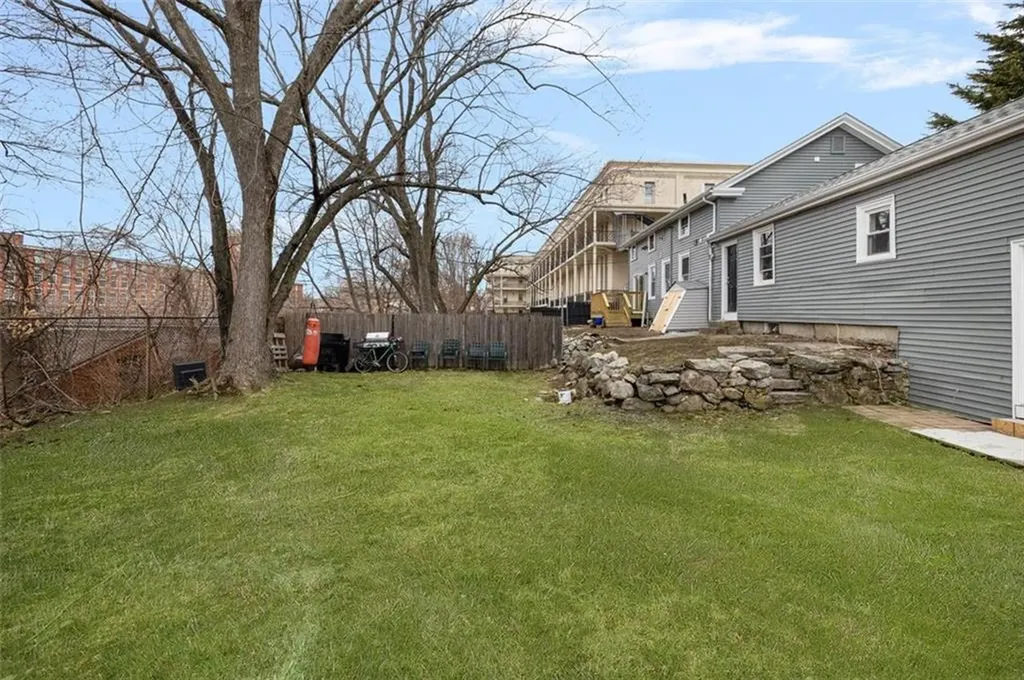 154 Waterman Avenue North Providence RI 02911