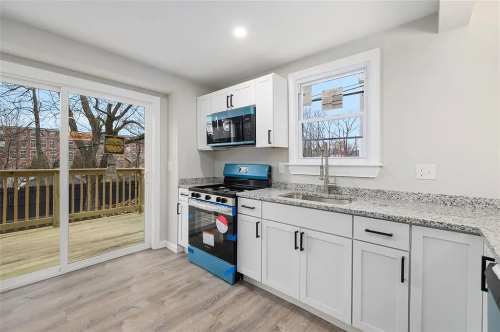 154 Waterman Avenue North Providence RI 02911