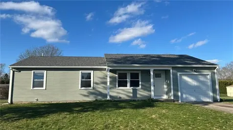 10 Wagon Wheel Lane Woonsocket RI 02895