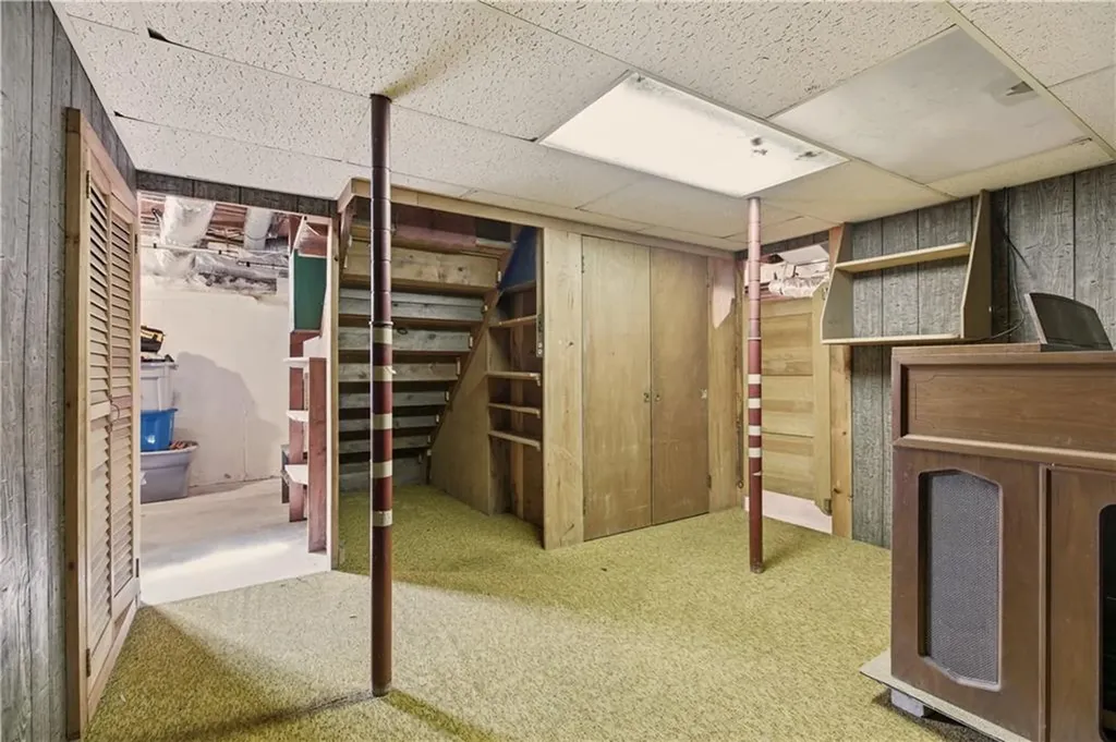 13 Shippee Schoolhouse Road Foster RI 02825