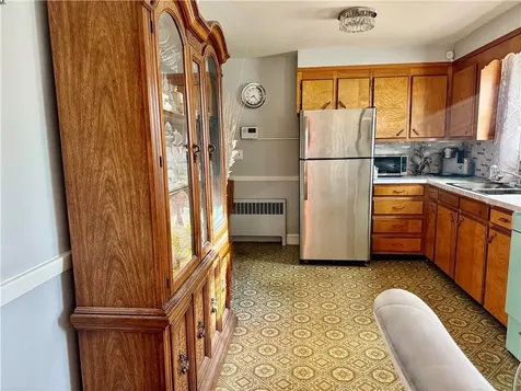 327 Rhode Island Avenue Pawtucket RI 02860