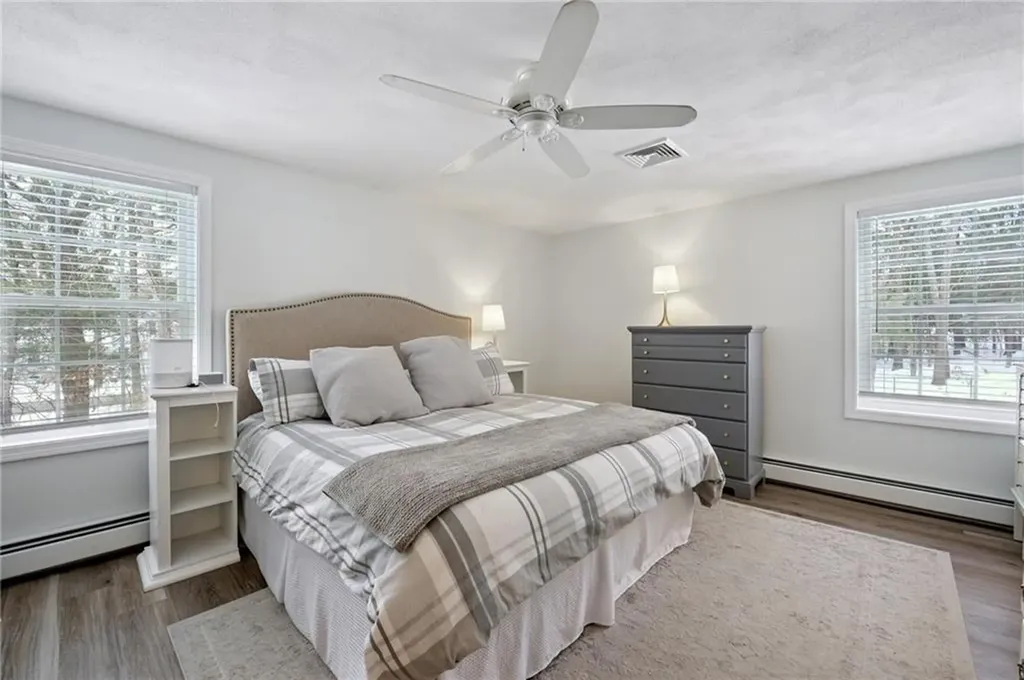 10 Mesa Drive North Kingstown RI 02852