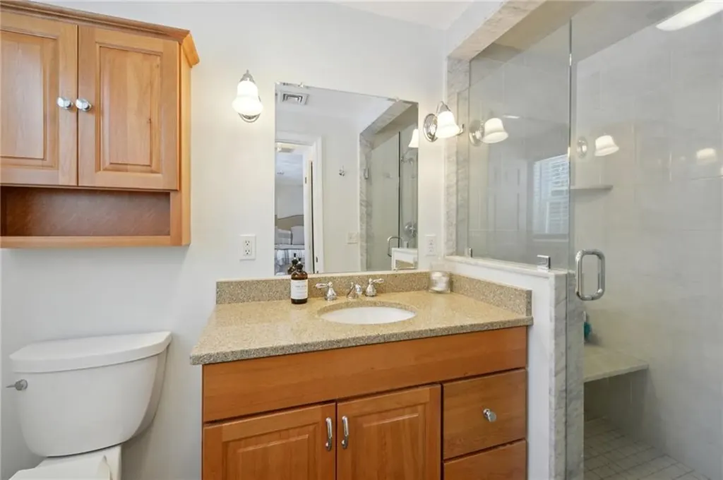 10 Mesa Drive North Kingstown RI 02852
