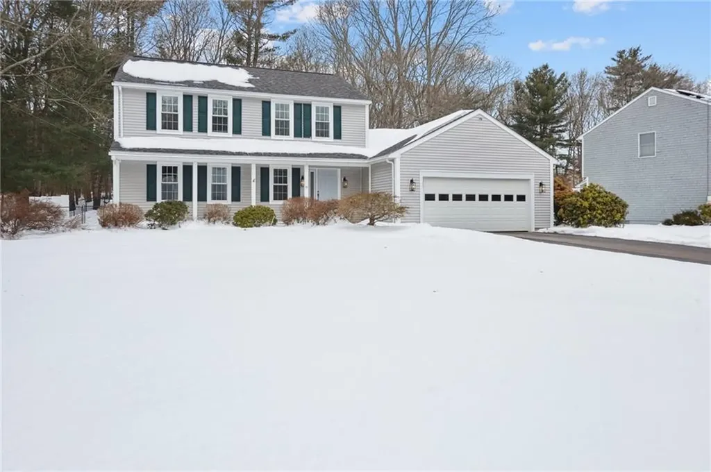 10 Mesa Drive North Kingstown RI 02852