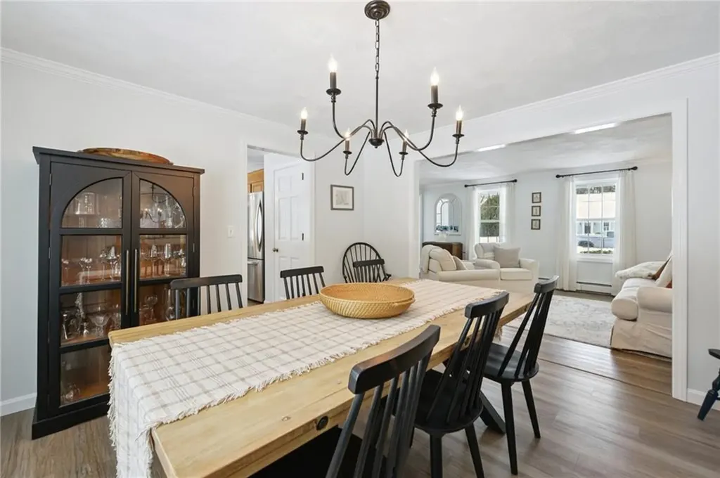 10 Mesa Drive North Kingstown RI 02852