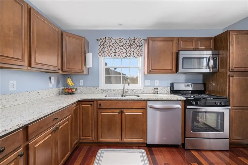 136 Corporate Place Middletown RI 02842
