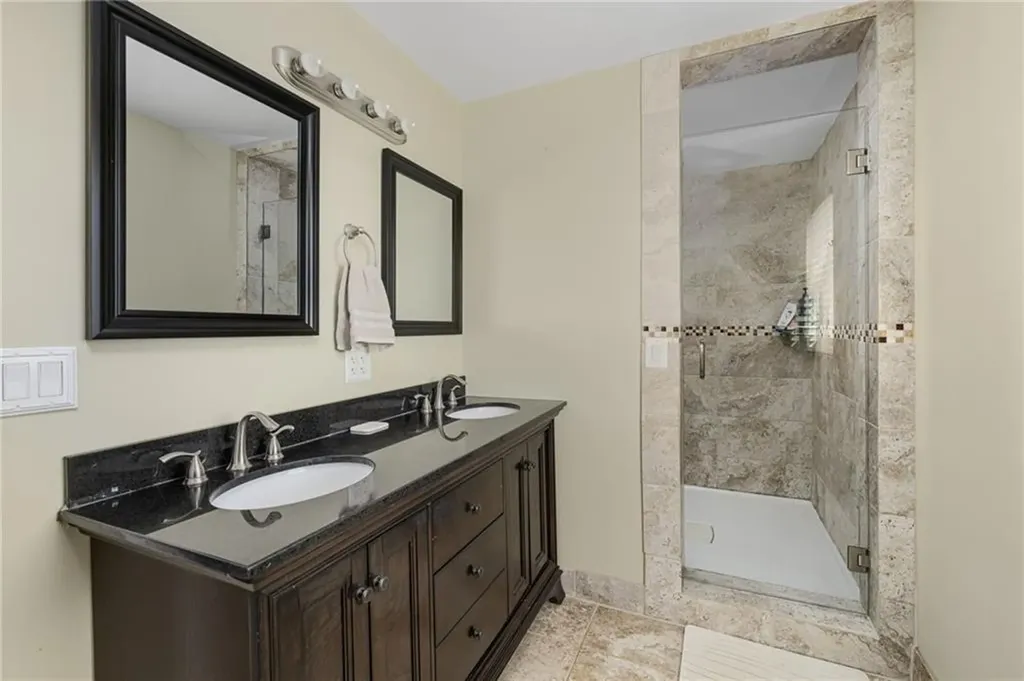 136 Corporate Place Middletown RI 02842