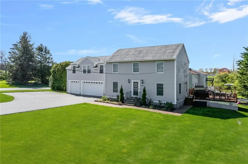 136 Corporate Place Middletown RI 02842