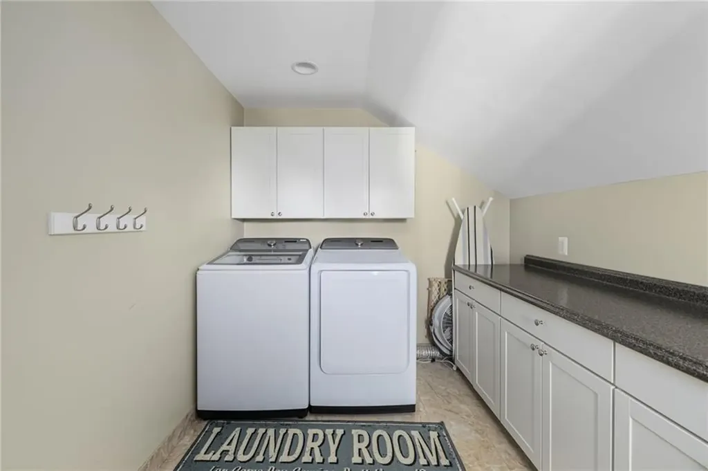 136 Corporate Place Middletown RI 02842