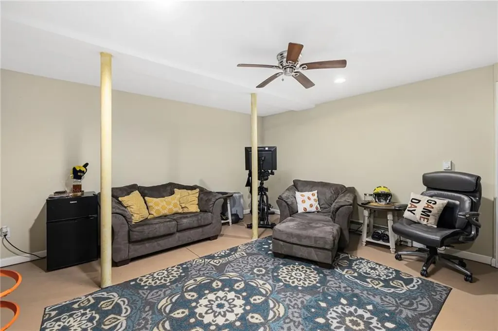 136 Corporate Place Middletown RI 02842