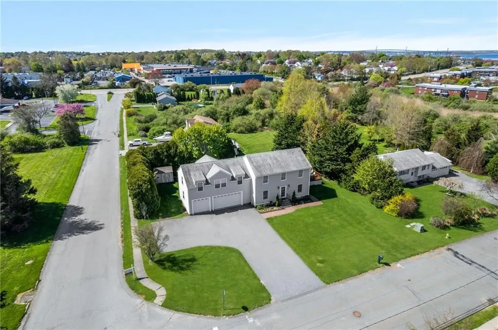 136 Corporate Place Middletown RI 02842