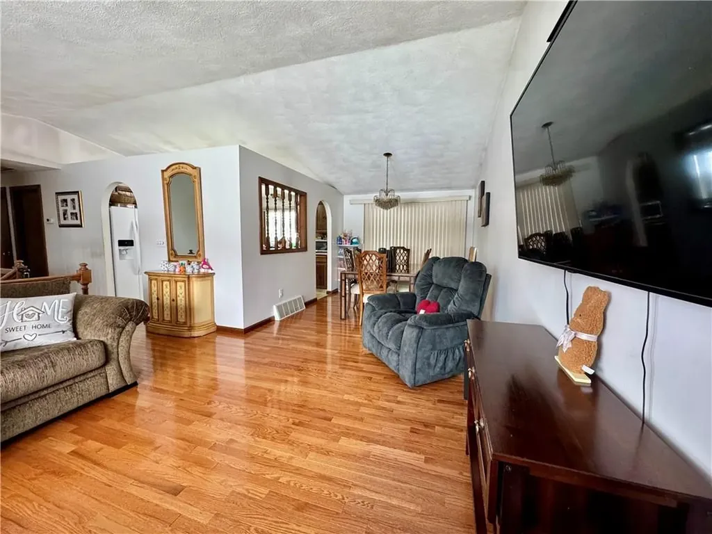 15 Palm Boulevard N Warwick RI 02888