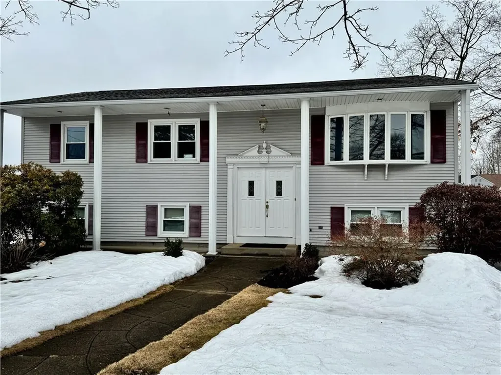 15 Palm Boulevard N Warwick RI 02888