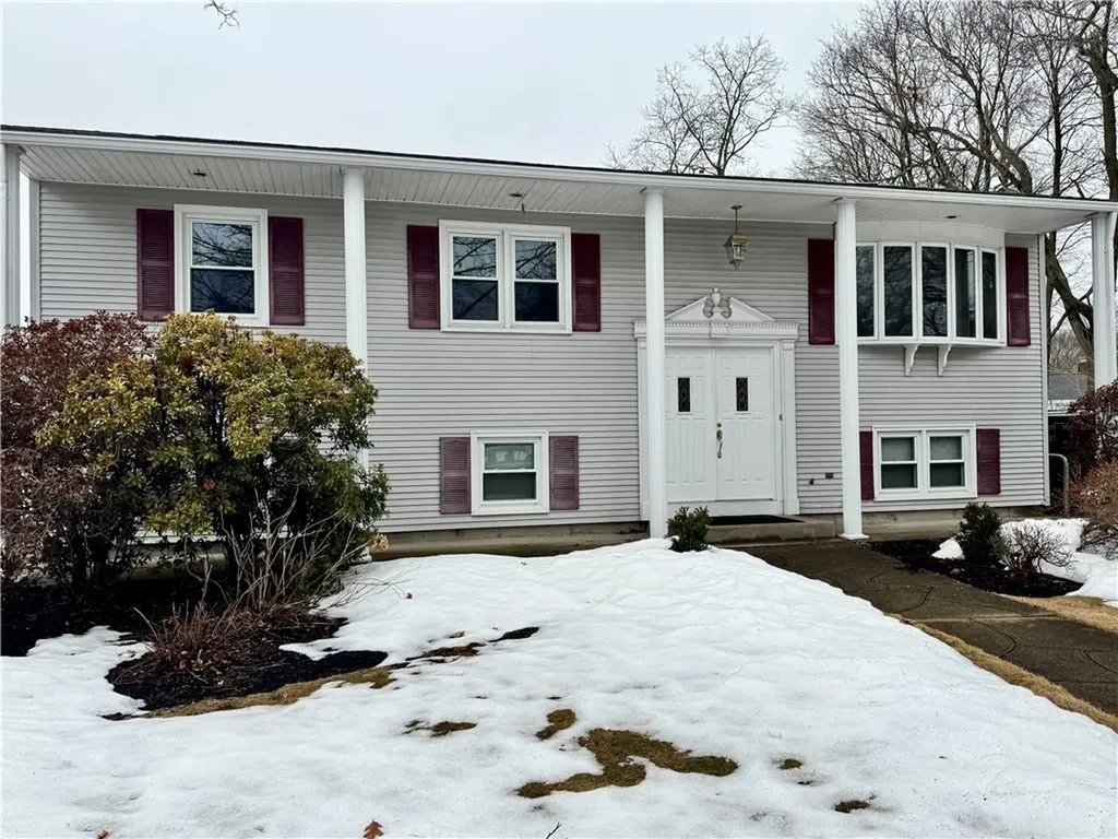 15 Palm Boulevard N Warwick RI 02888