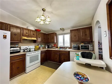 15 Palm Boulevard N Warwick RI 02888