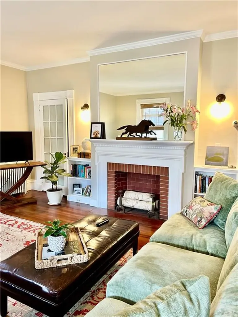 12 Bull Street Newport RI 02840