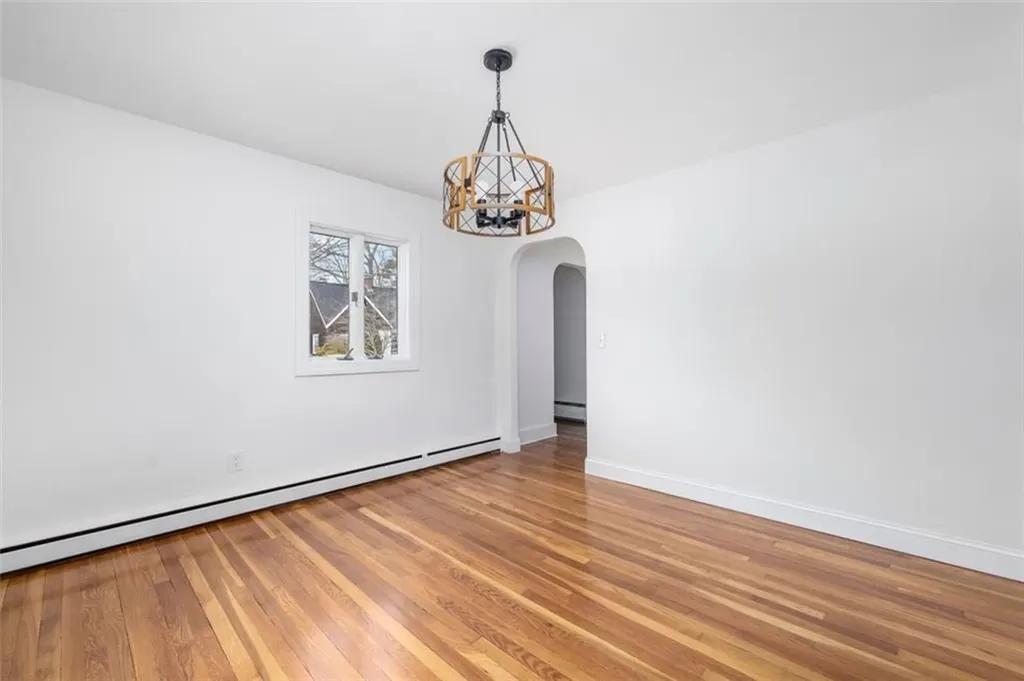 5 Woodland Avenue Coventry RI 02816