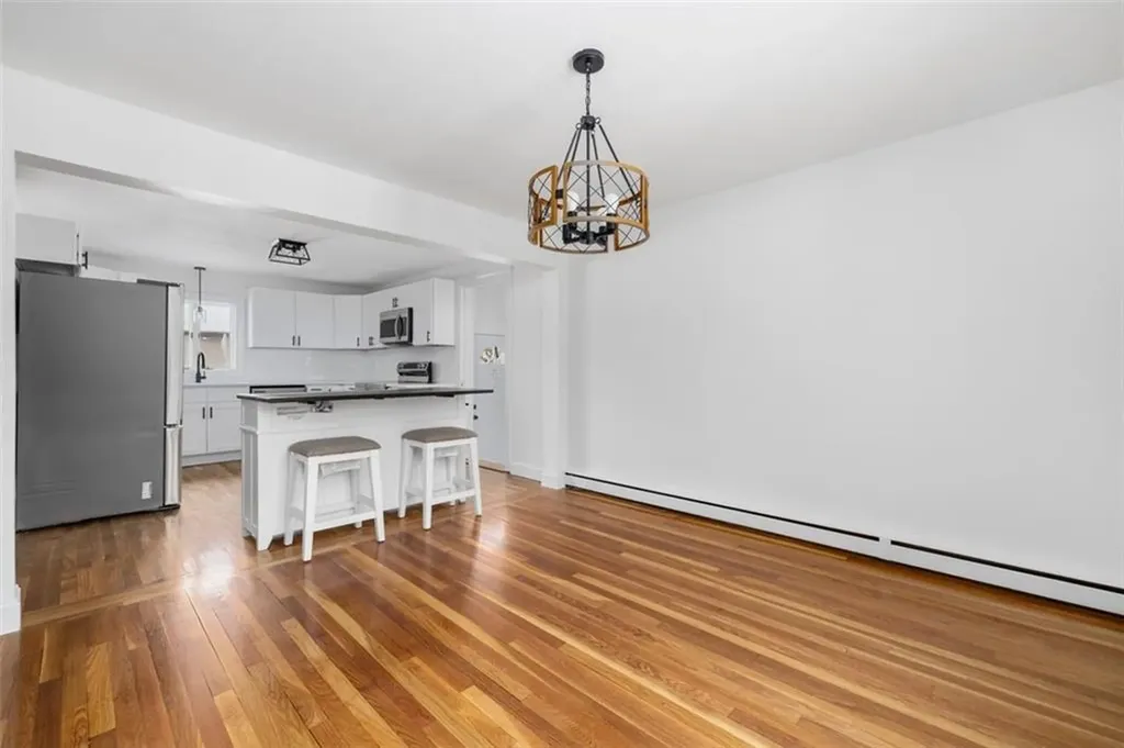 5 Woodland Avenue Coventry RI 02816